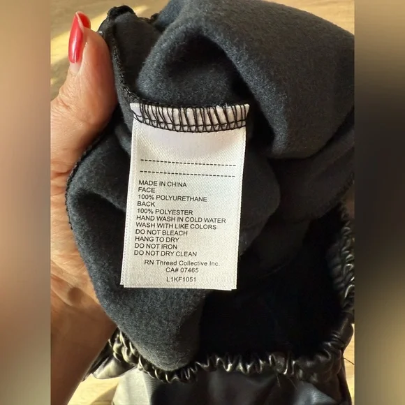 Laundry by Shelli Segal Faux Leather Black Joggers Pants - Picture 8 of 11